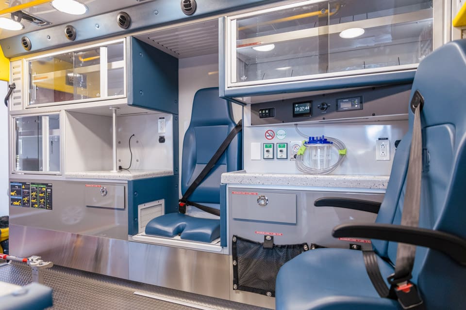 demers-ambulances-type-1-mxp-150-CPR-seat