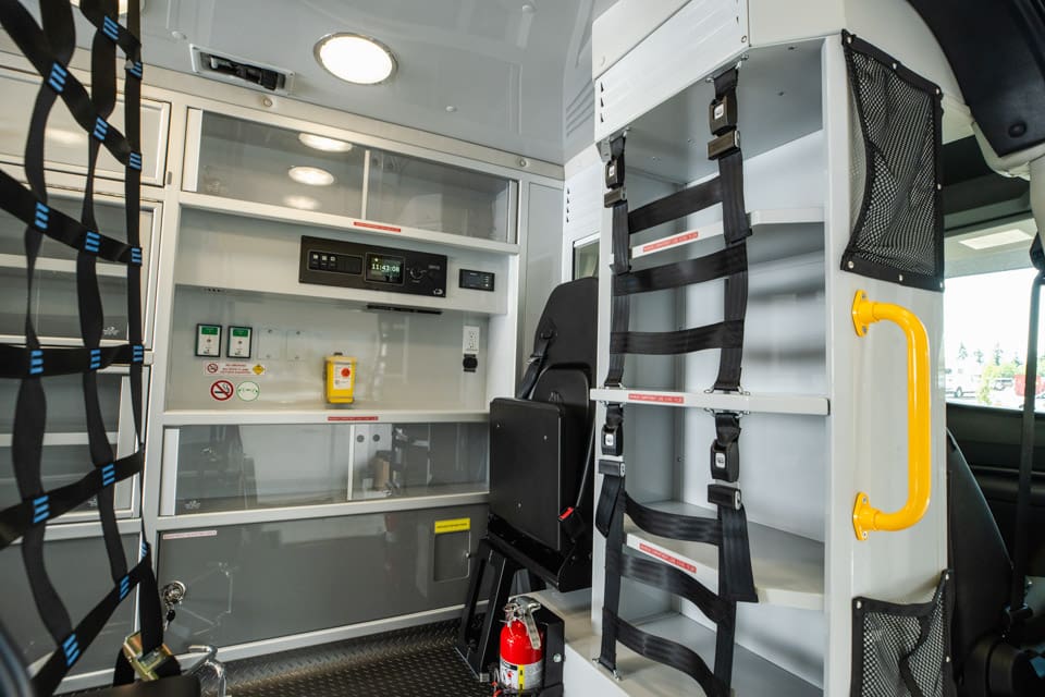 Demers-Ambulances-Type-2-TS-Ford-transit-headseat-position