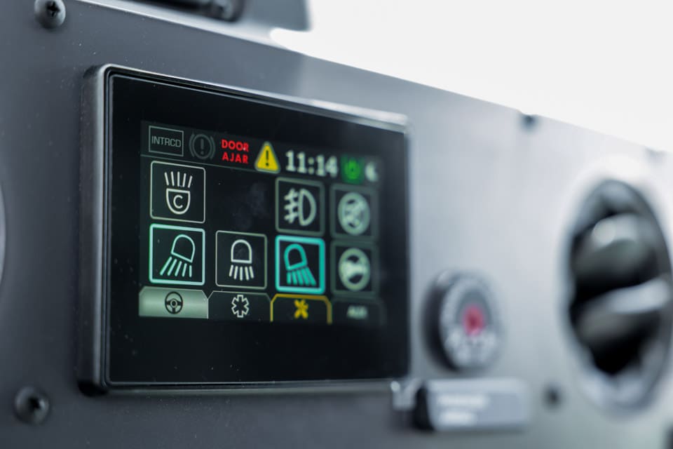 Demers-ambulances-type 3-MX 164-digital-control-system
