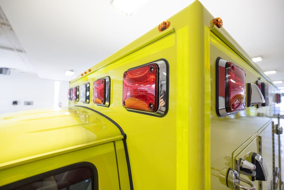 MX 164-demers-ambulance-type-3-lumieres-urgence